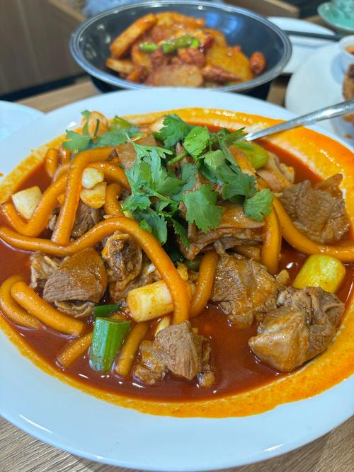 兰州东方红广场附近美食