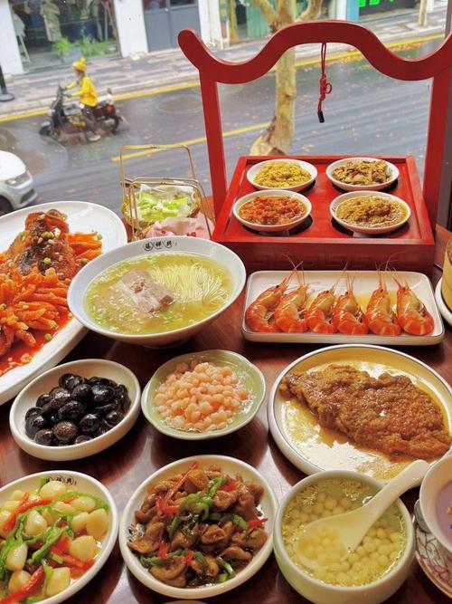 苏州南林饭店周边美食