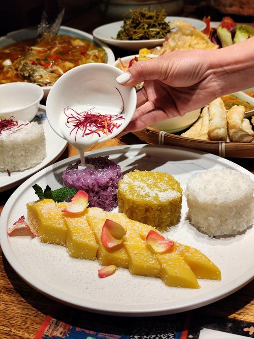 昆明西南宾馆附近美食