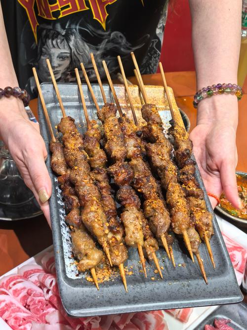 哈尔滨革新街附近美食