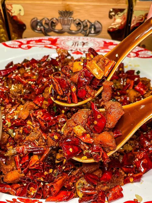 自贡东方广场附近美食