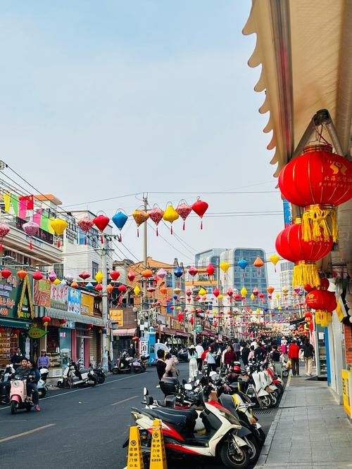 阆中的特色美食一条街