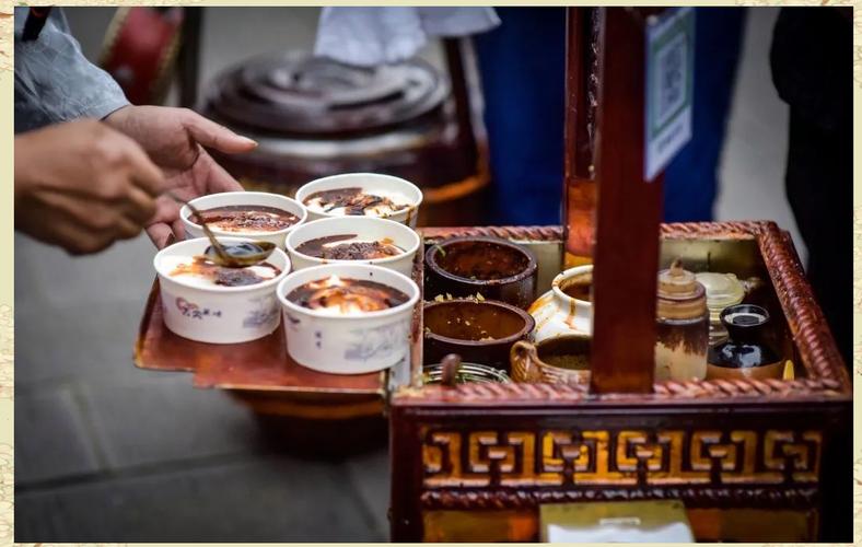 阆中的特色美食一条街