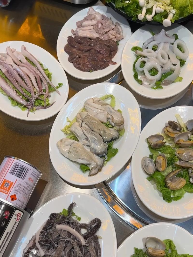 常平百花时代广场美食