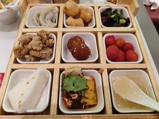 成都一品天下美食推荐