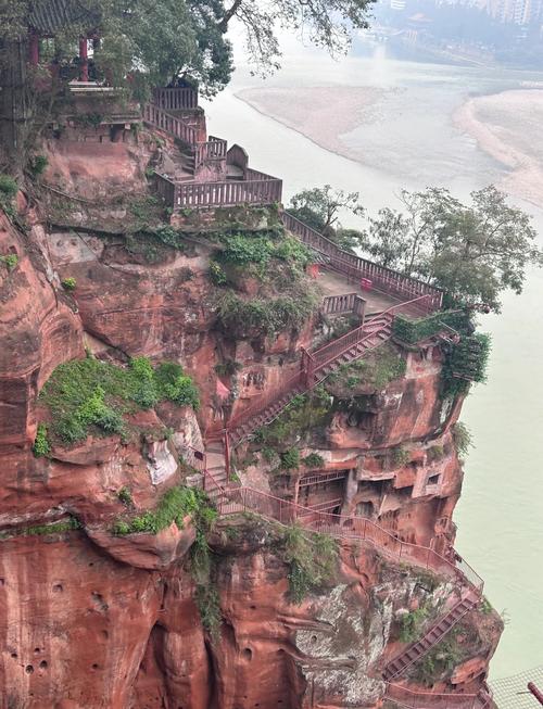 四川乐山周边旅游景点大全