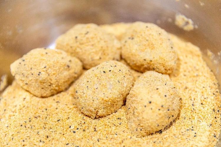 舟山东路美食街拆了吗