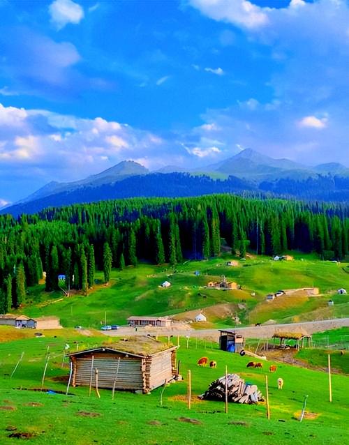 伊犁哈萨克自治州旅游景点