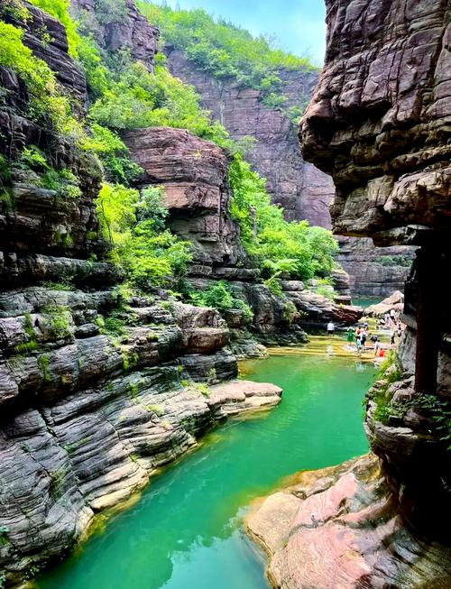 河南离湖北最近的旅游景点