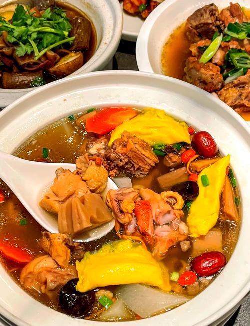 小寨附近特色美食推荐