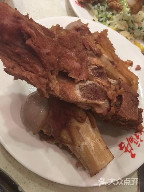 泉福居酱骨头自助美食