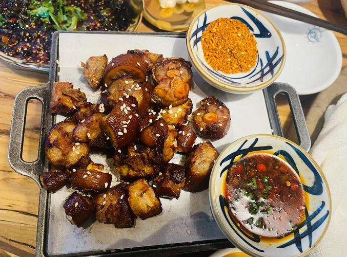 昆明云南大学附近美食