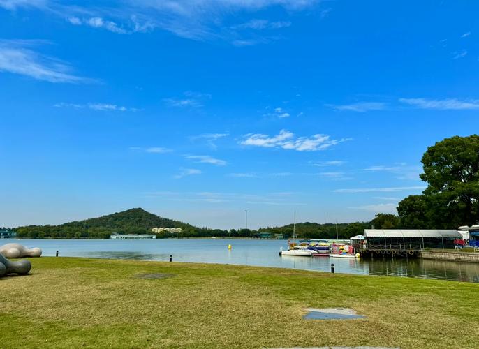 月湖雕塑公园游玩攻略