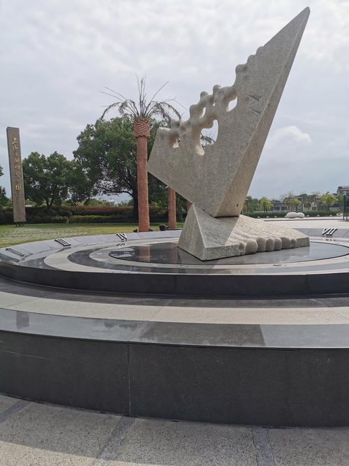 月湖雕塑公园游玩攻略