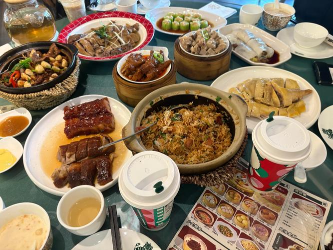 武汉荟聚购物中心美食