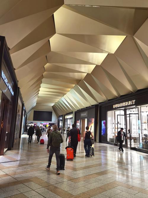 墨尔本机场免税店攻略