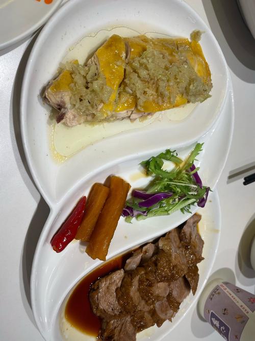 荟聚购物中心美食推荐