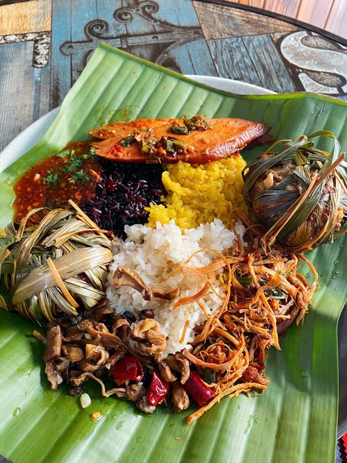 西双版纳万达广场美食