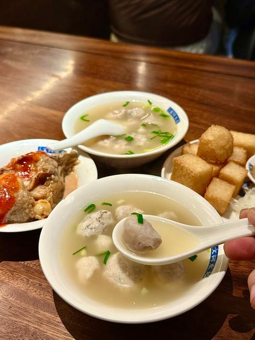 泉州西湖公园附近美食