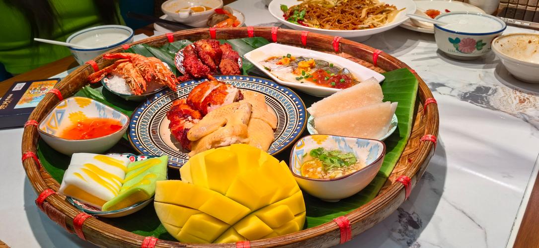 三亚海棠湾免税店美食