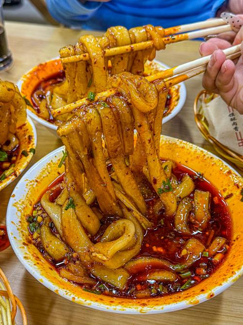 太原五一广场附近美食