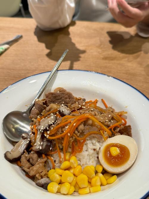 广州东站东方宝泰美食
