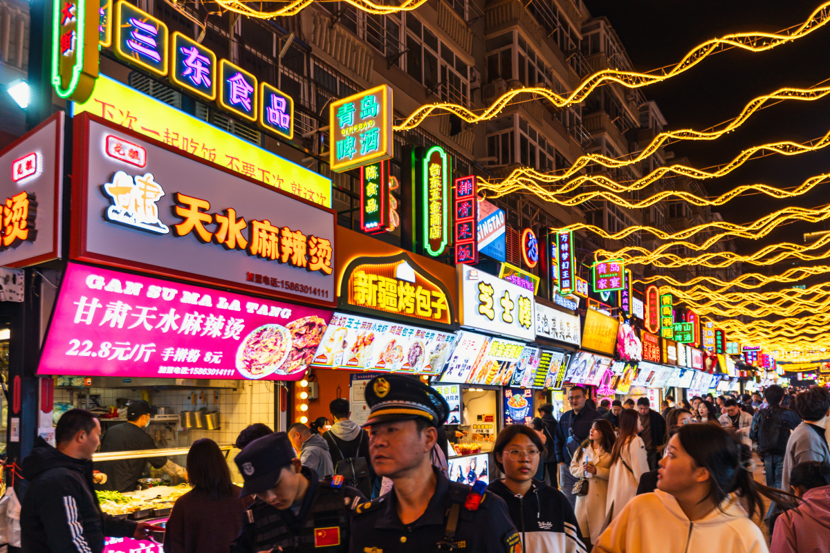 南京玄武湖美食一条街