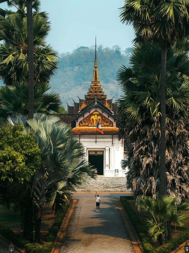 老挝的琅勃拉邦旅游景点