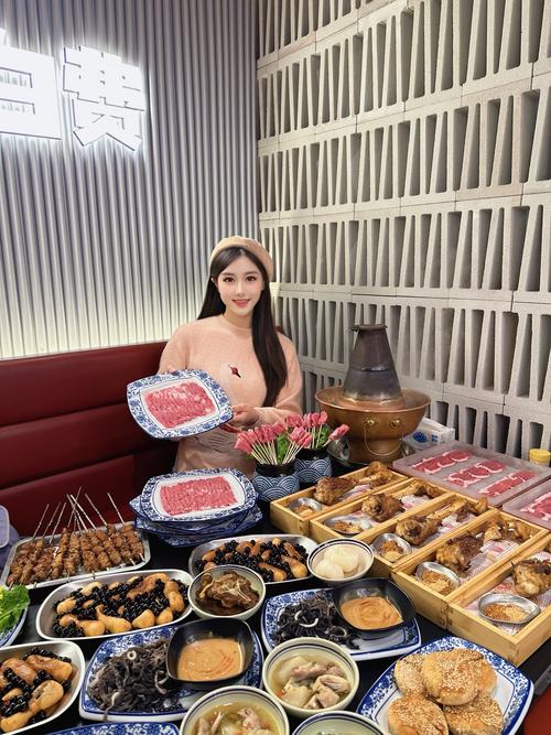 秀色美食街活叫美人