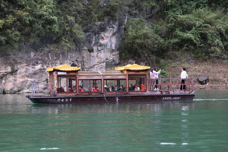 冬季三峡游轮旅游攻略