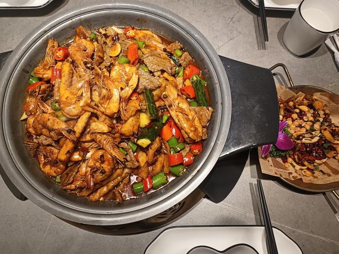 南昌八一馆附近美食