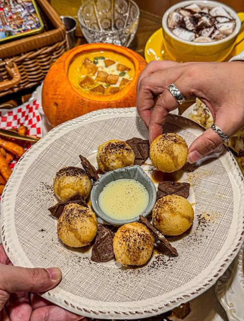 太原王府井百货美食