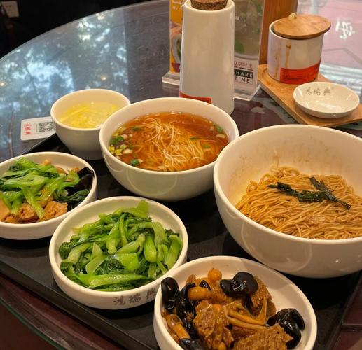 上海体育馆附近美食