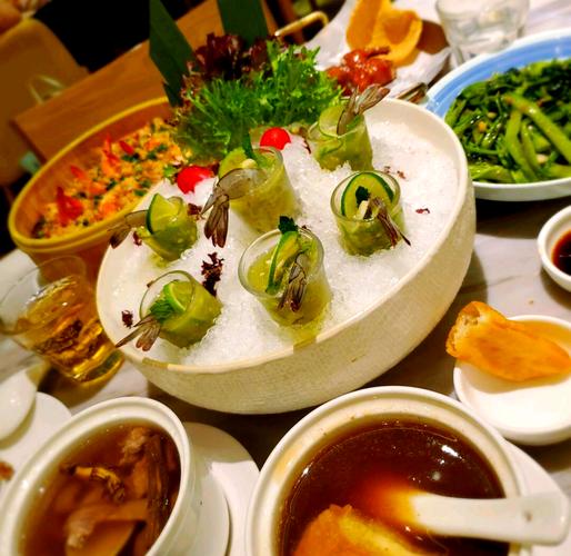 九方购物中心 美食